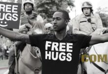 Free Hugs Project